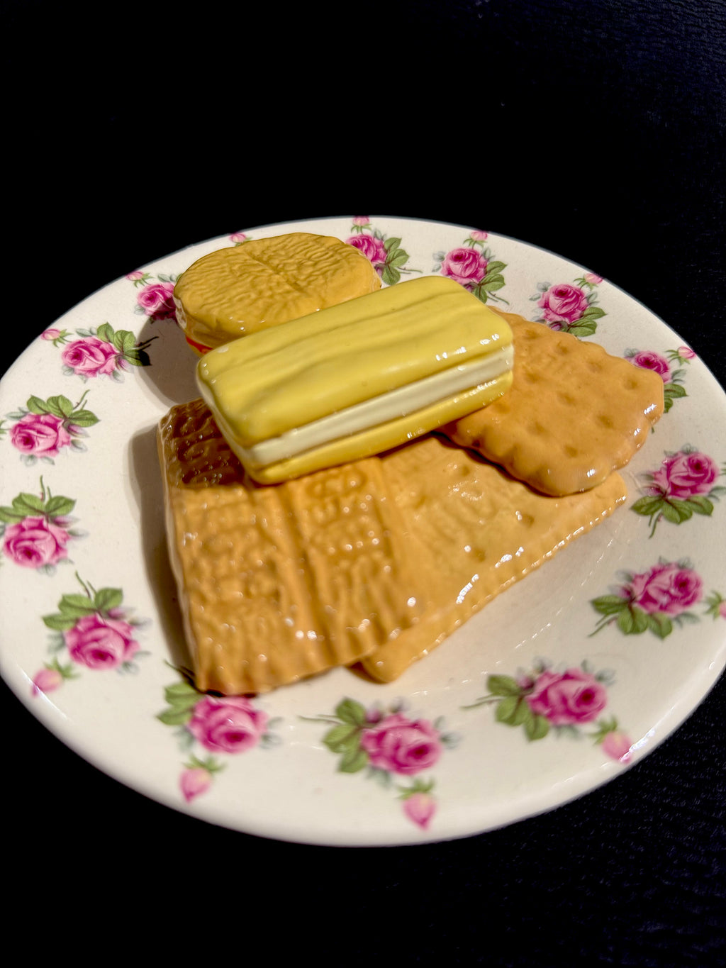 Ceramic Sculpture - Five Family Favourite Biscuits & Plate