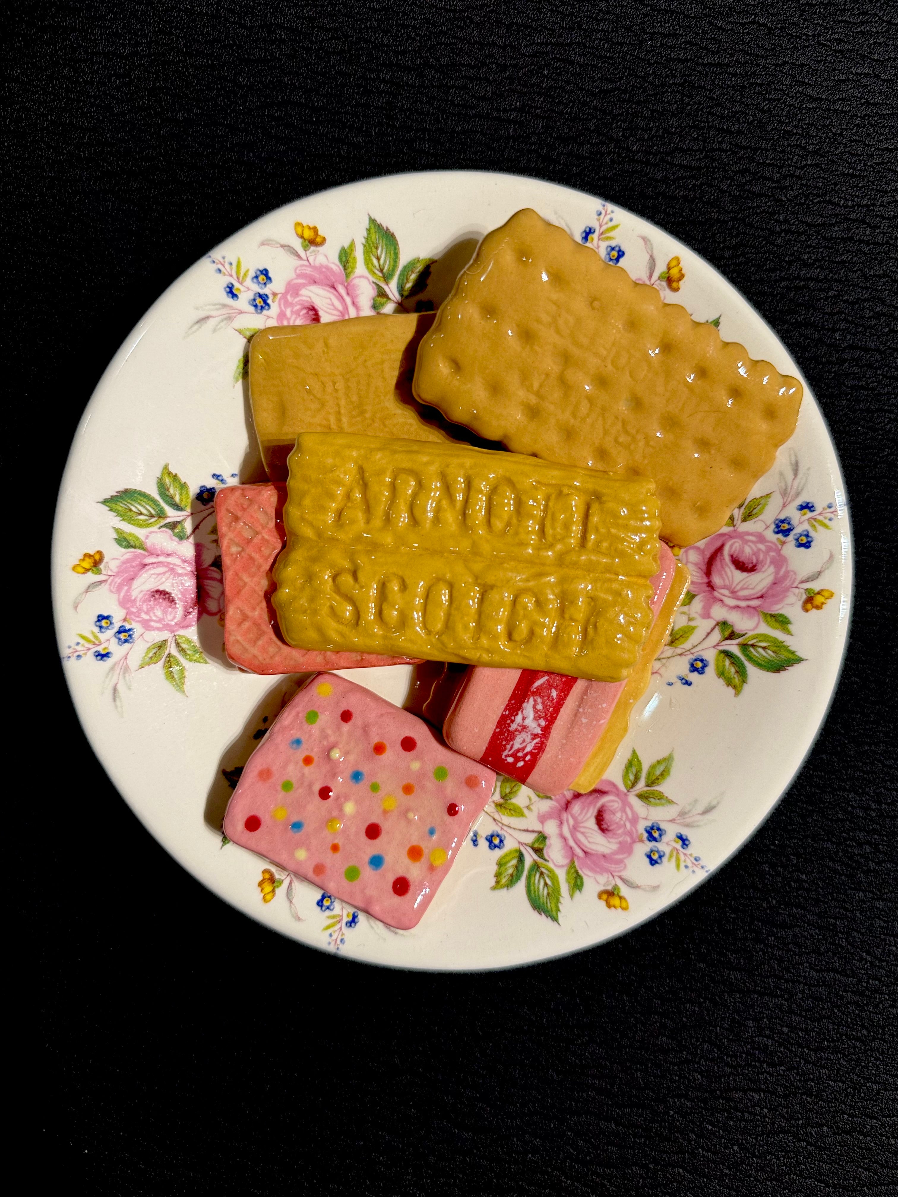 Ceramic Sculpture - Six Family Favourite Biscuits & Plate