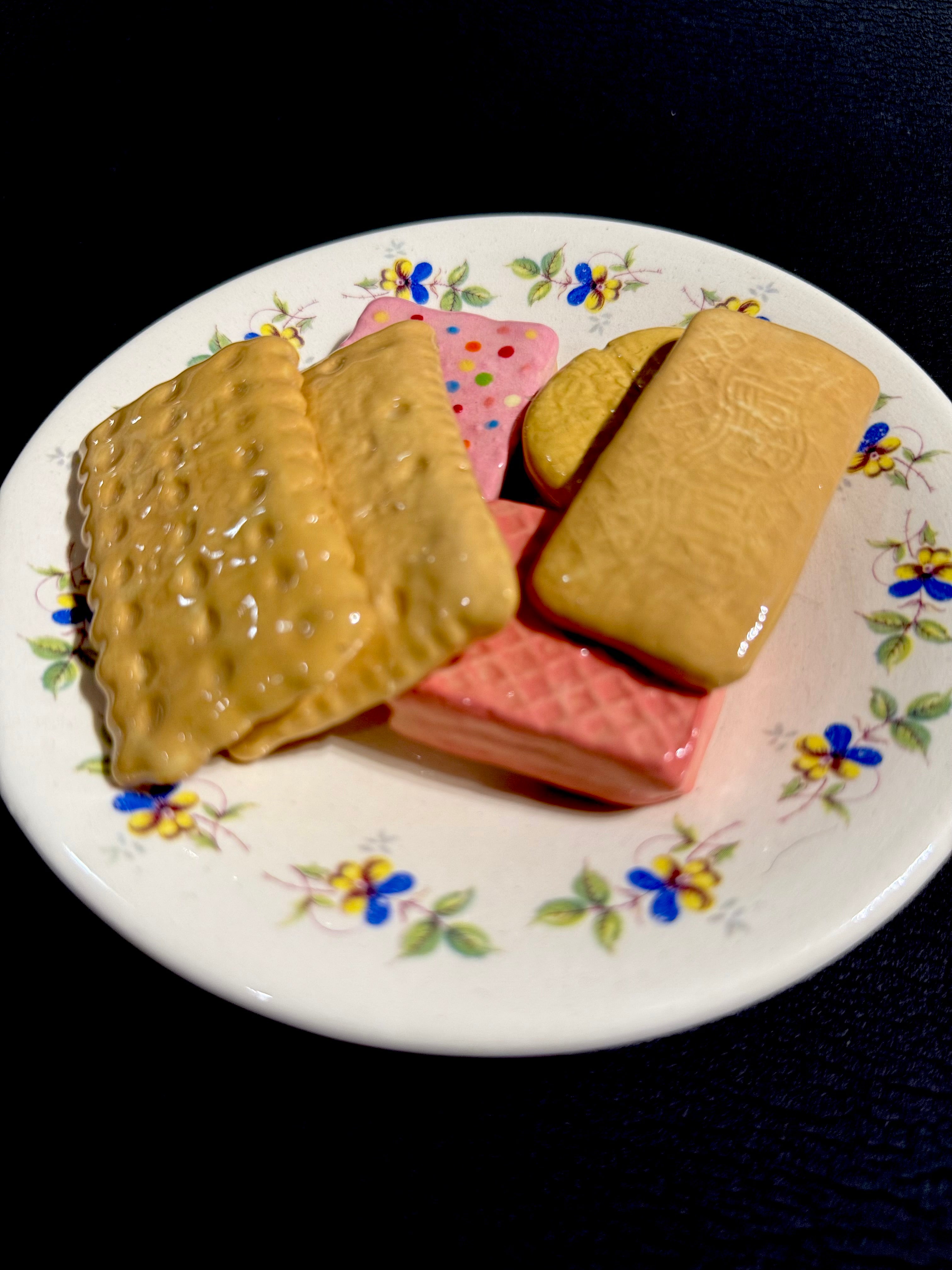 Ceramic Sculpture - Six Family Favourite Biscuits & Plate