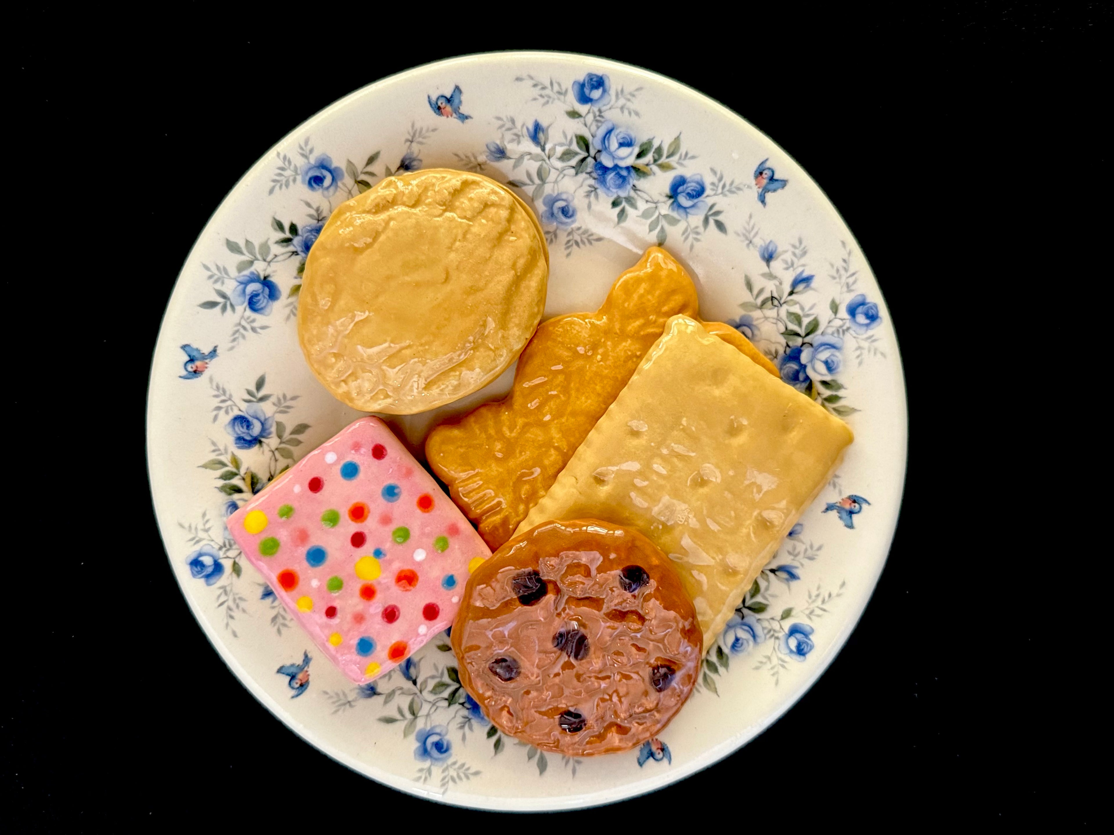 Ceramic Sculpture - Five Family Favourite Biscuits & Plate