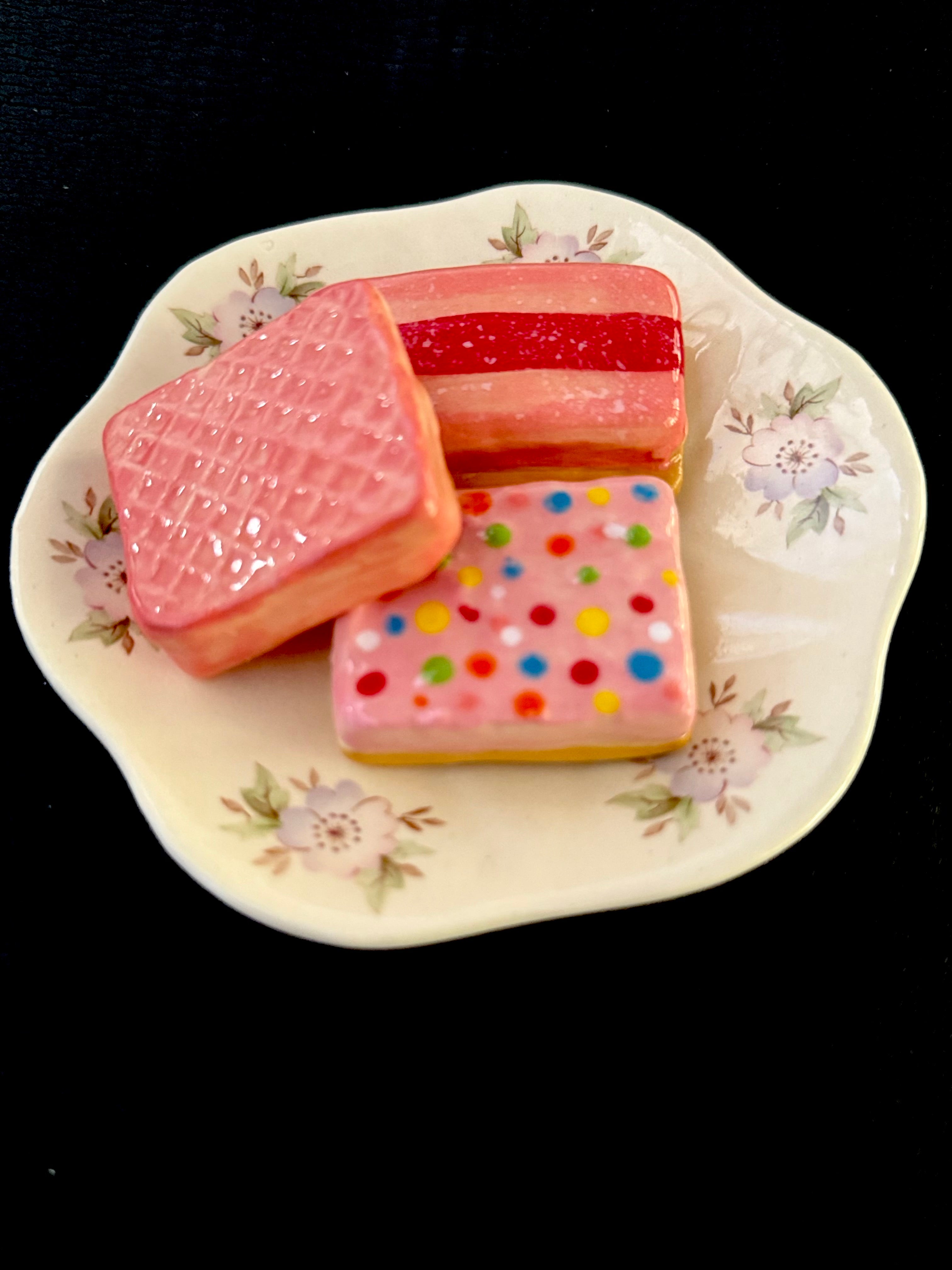 Mini Ceramic Sculpture - Three Family Favourite Biscuits & Plate