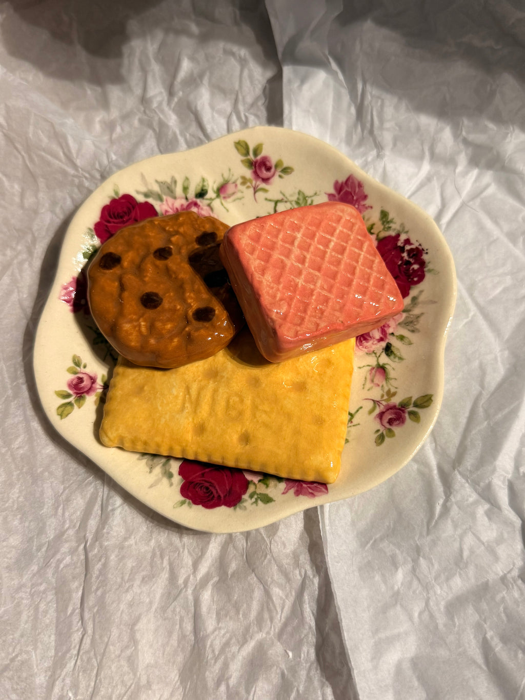 Mini Ceramic Sculpture - Crimson Lullaby