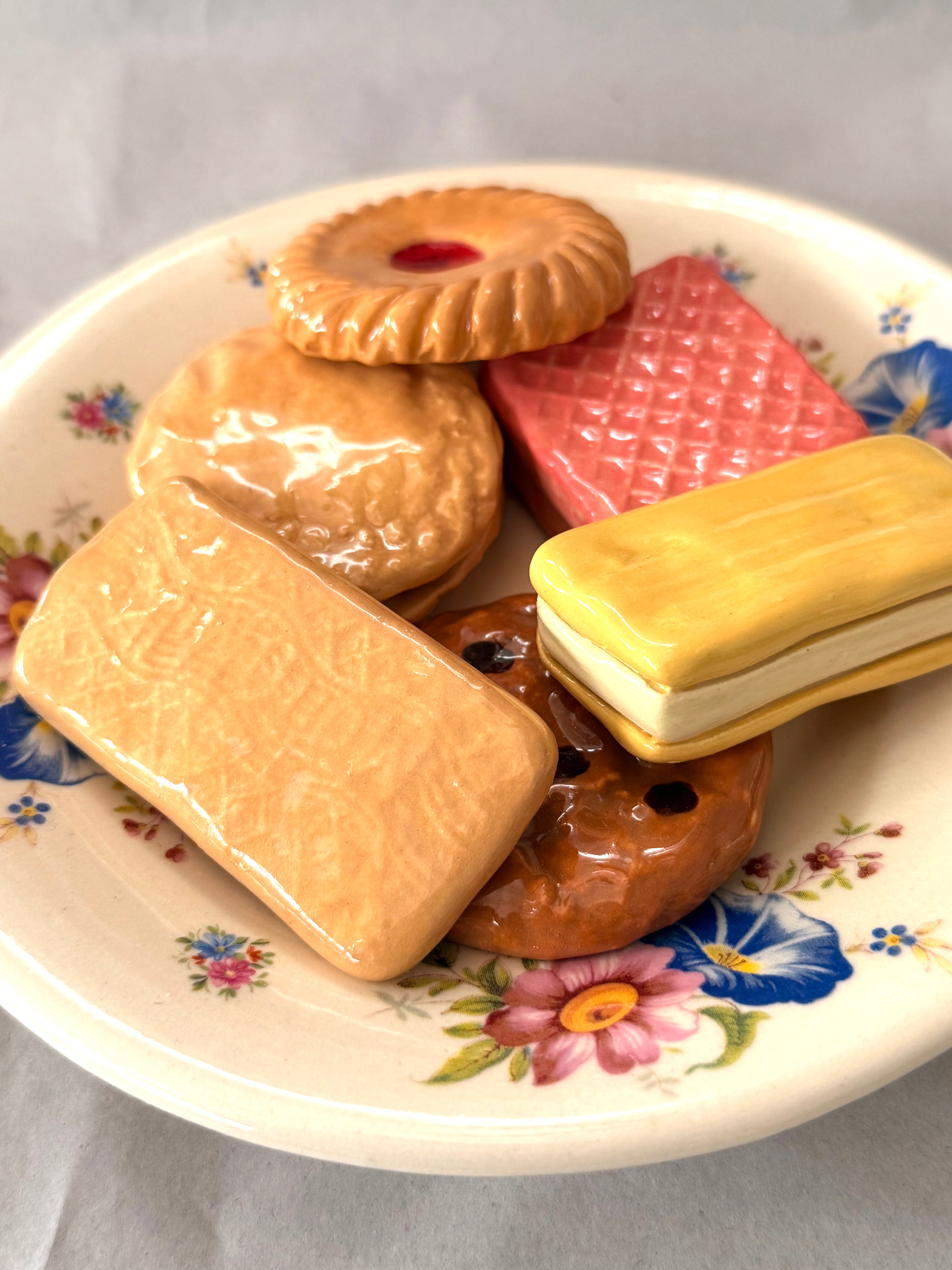 Biscuit Singles: Shortbread Cream