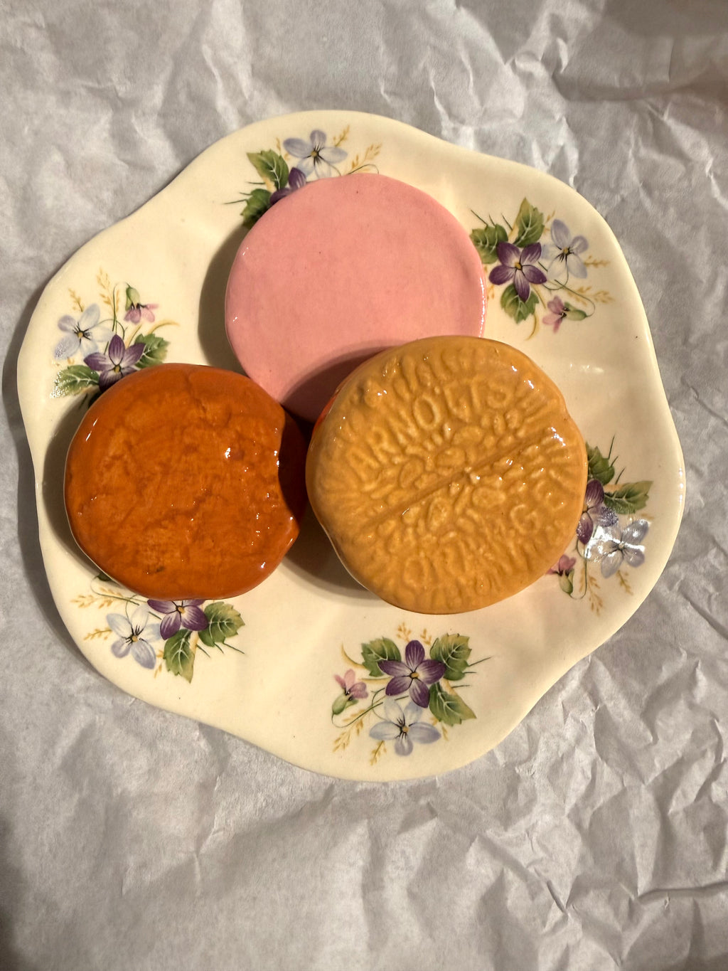 Biscuit Singles: Kingston
