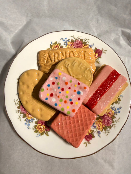 BISCUIT SET: 6 MIXED FAVOURITES