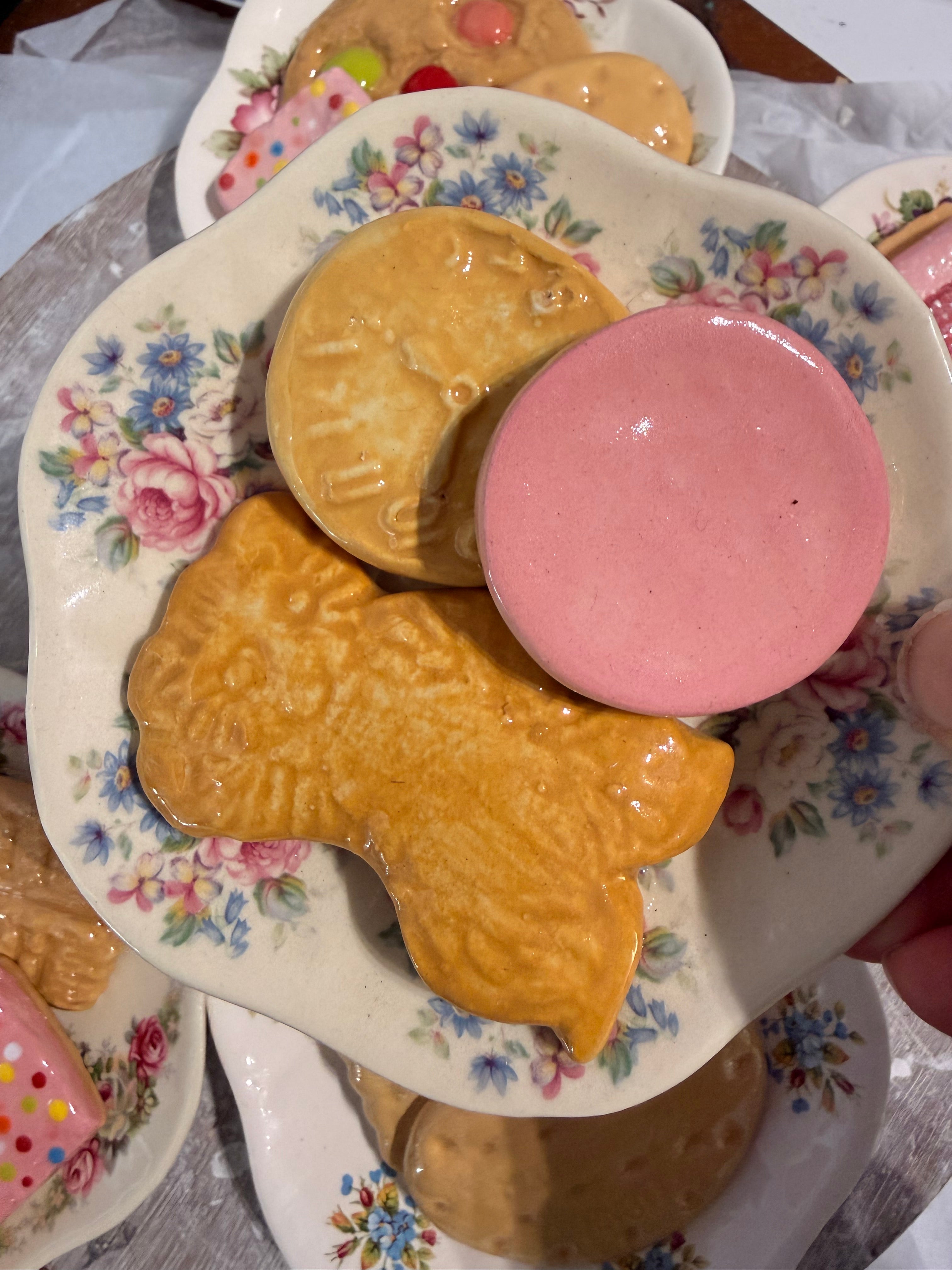 Mini Ceramic Plate - Vintage Dreams