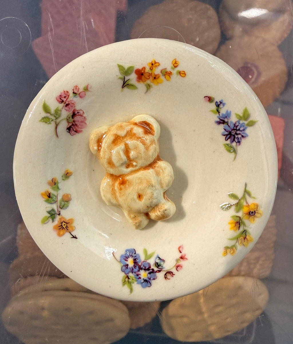 Biscuit Singles: Tiny Teddy GRUMPY