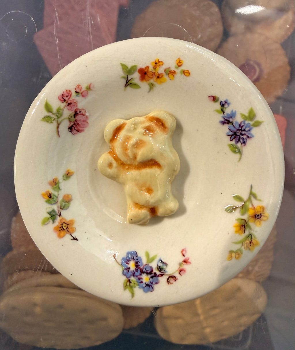 Biscuit Singles: Tiny Teddy CHEEKY